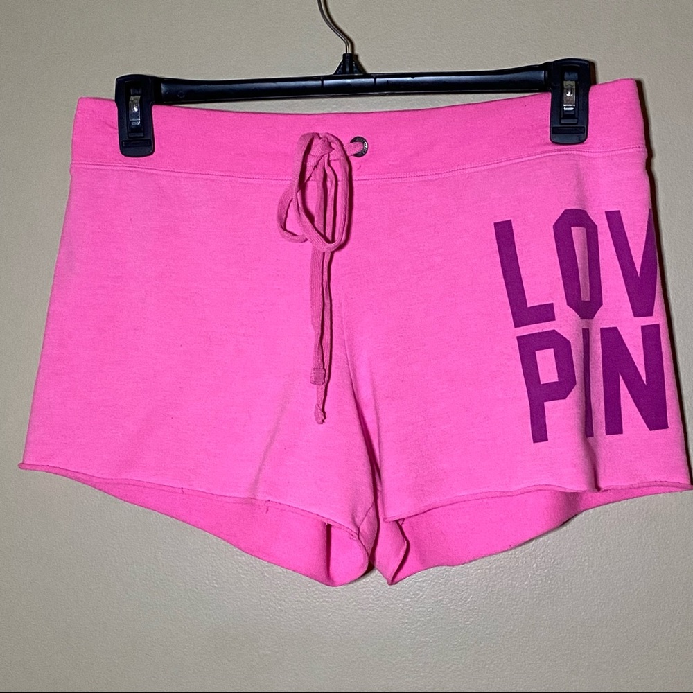 PINK Victoria's Secret Pink Shorts Size Medium